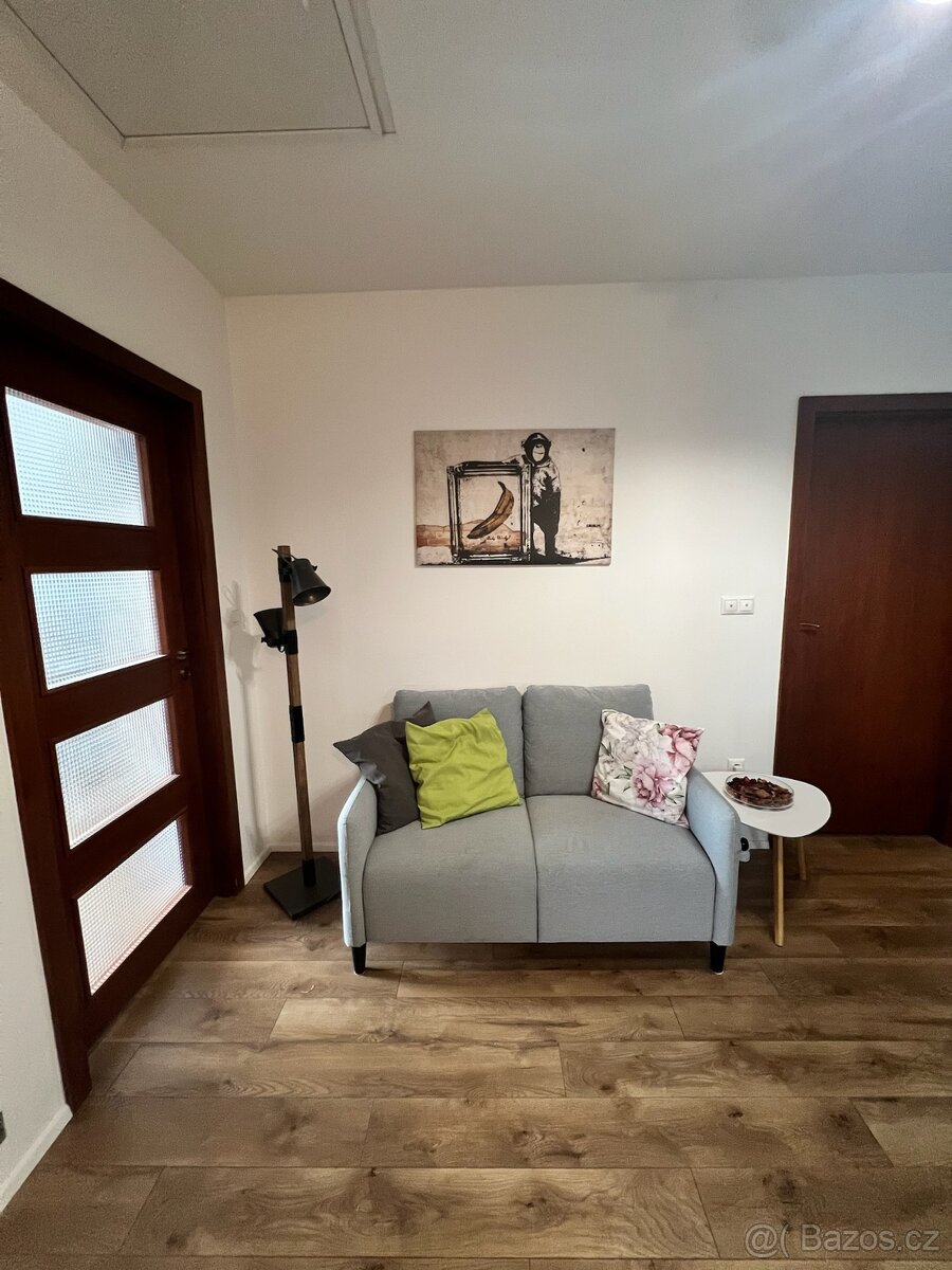 Prodej krásného rodinného domu - 14