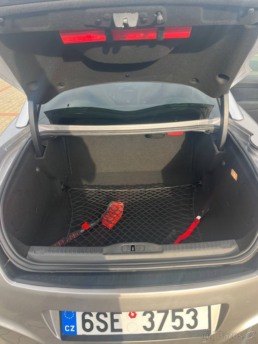 Peugeot RCZ 115kW benzin - 14