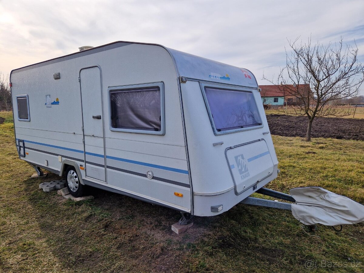 Obytný přívěs Knaus - 14
