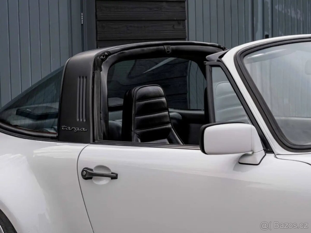 Porsche 911 3.2 Carrera Targa z roku 1984 - 14