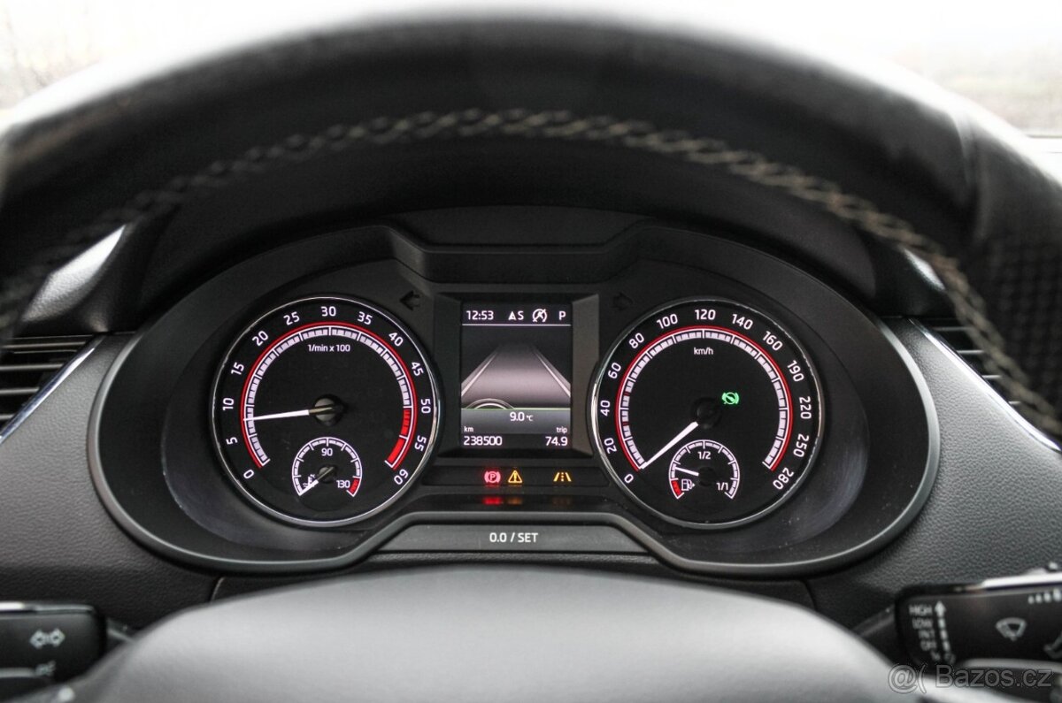 Škoda Octavia Combi 2.0 TDI DSG - 14