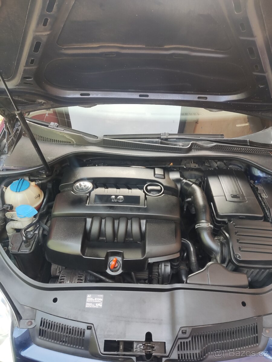 VOLKSWAGEN GOLF 5 1.6i 75KW STK+EM 11/2026 - 14