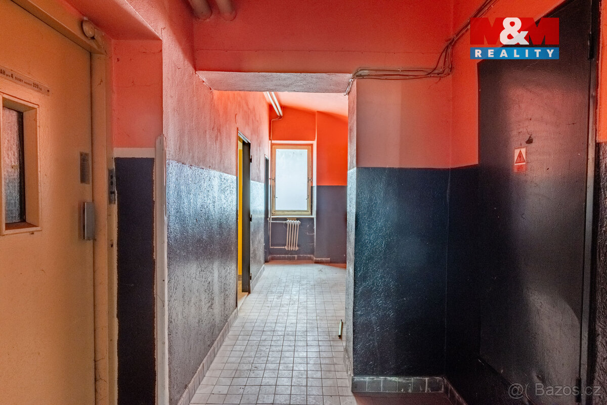 Prodej obchodního objektu, 800 m², Strakonice, ul. Komenskéh - 14