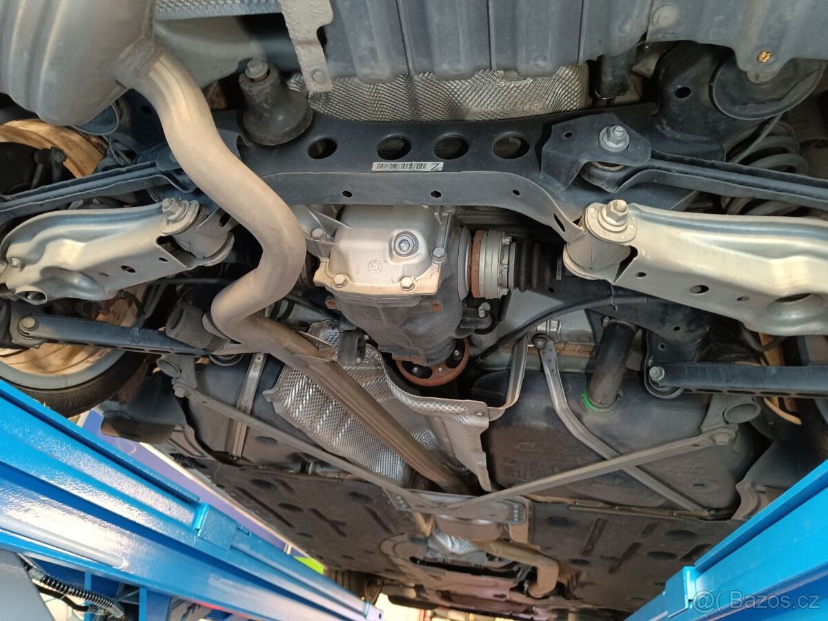 Bmw 320XD LCI E92 2013 83000km - 14