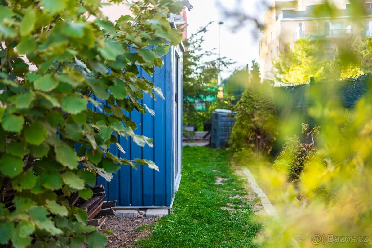 Pronájem bytu 2+kk se zahradou a garážovým stáním - 14