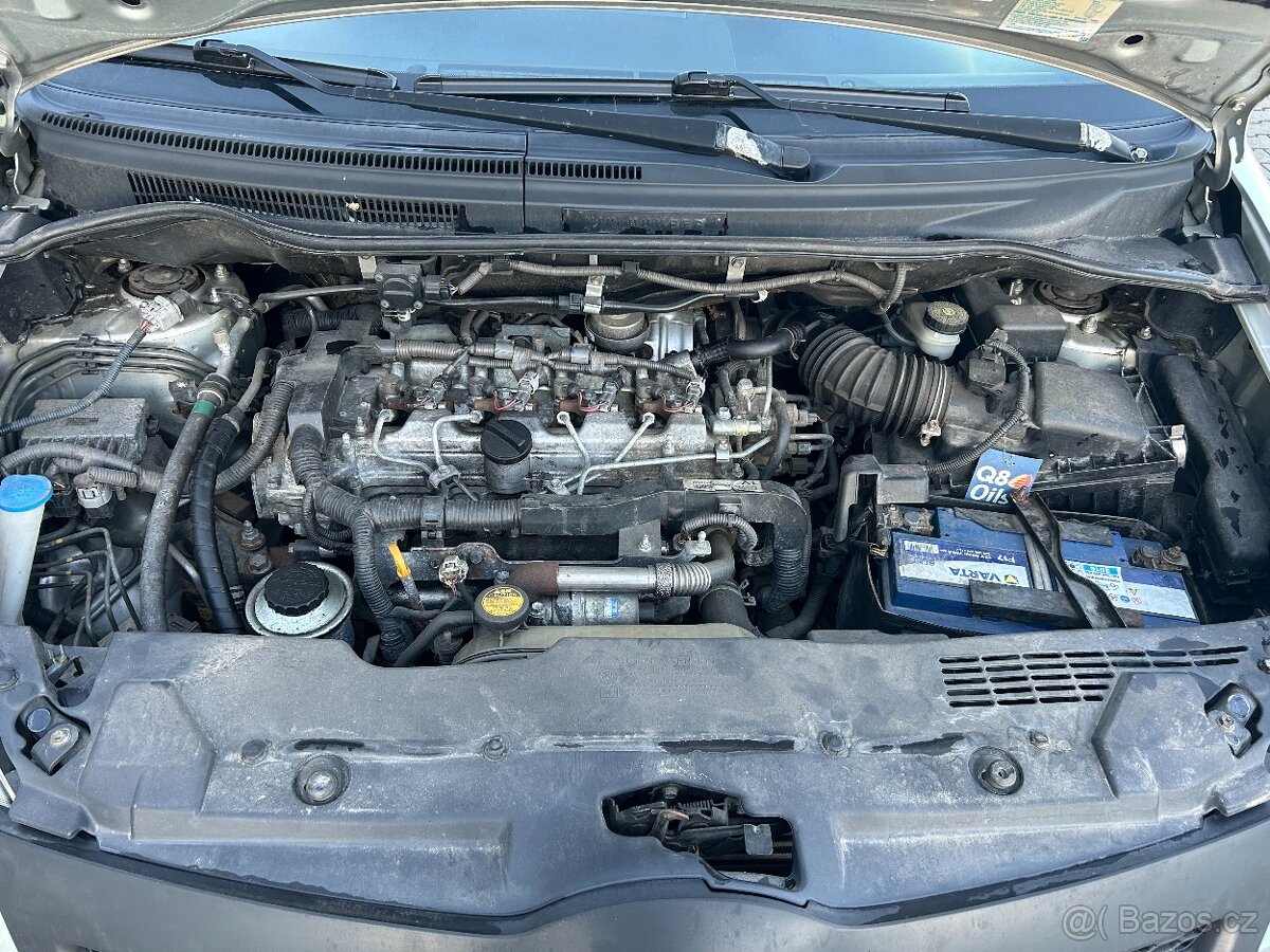 Toyota Corolla Verso 2.2 D-Cat 2006 - 14