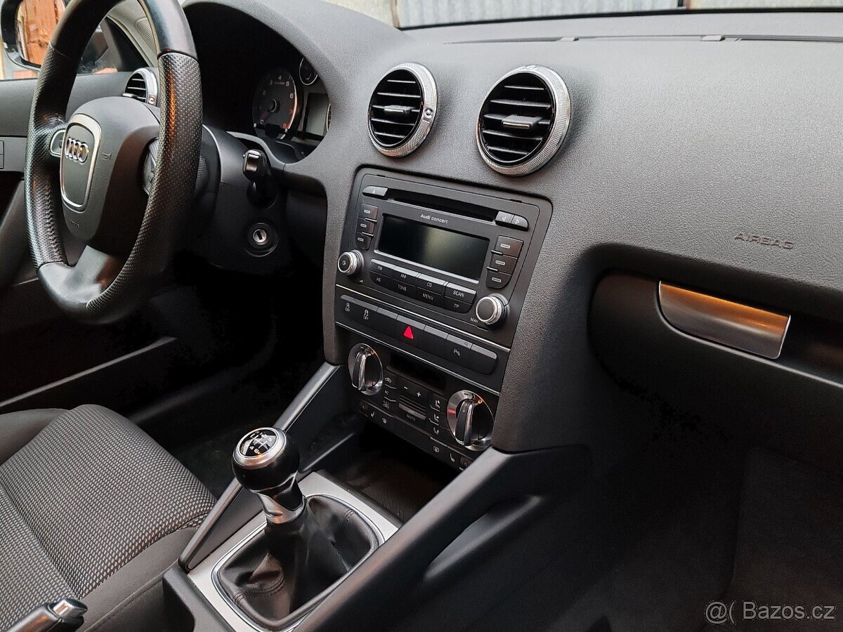 Audi A3 Sportback 1.4 Tfsi 92kW benzín 132000km - 14