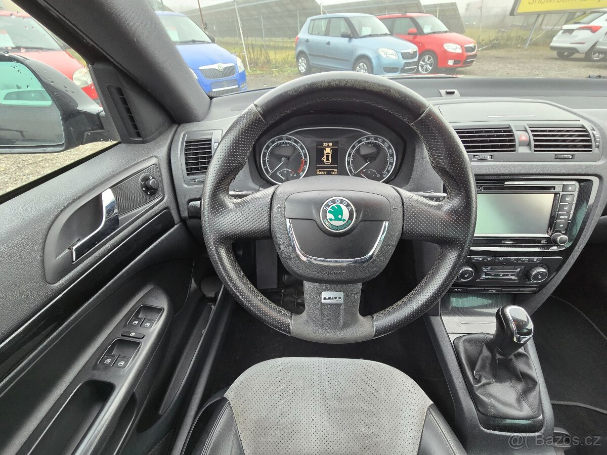 Škoda Octavia 2.0 TDi 125KW RS - 14