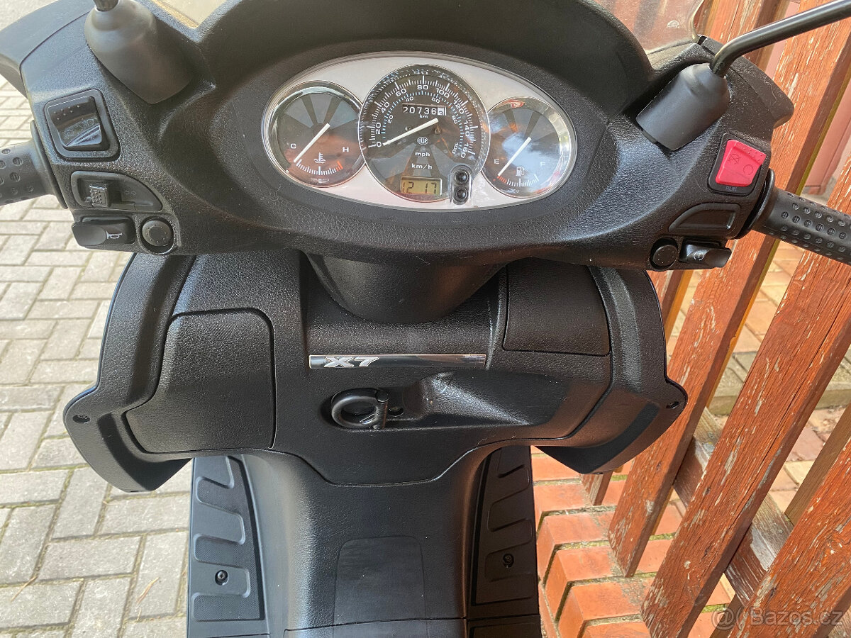 Piaggio X7 125 (2010) - 14