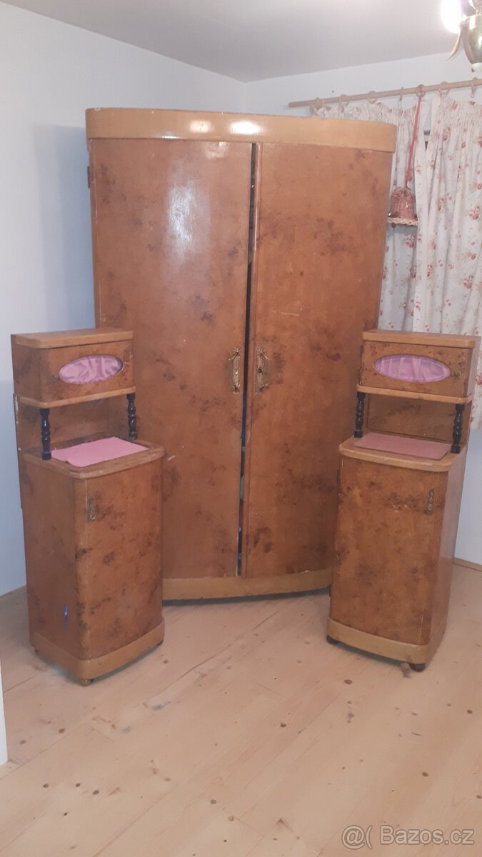 ložnice starožitná - 14