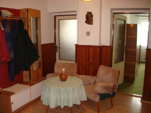 Kněževes, okr. Rakovník - RD s pozemkem cca 860 m2 - 14