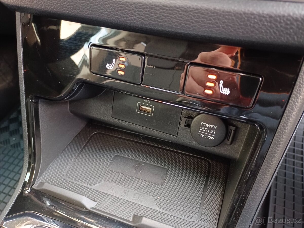 SsangYong Korando 1.5T GDI 120kw Tažné Man. - Tovární ZÁRUKA - 14