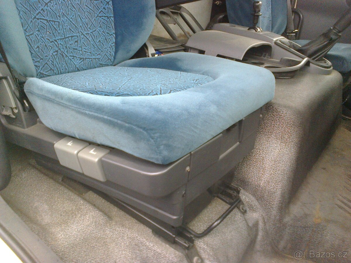 Sedačka – DAF LF – ORIGINAL – moc pěkný sedák – 995,-Kč - 14