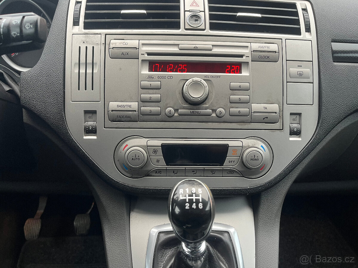 Ford Kuga 2.0 TDCi 103 Kw TITANIUM ČR - 14