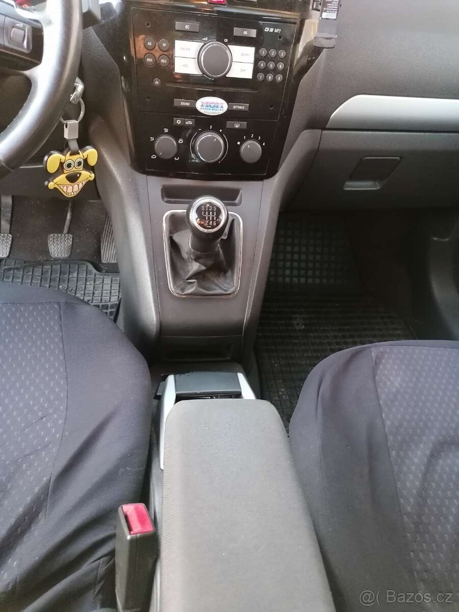Opel Zafira, 1.7 CDTI, 7 míst - 14