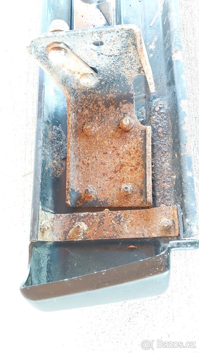 Nissan Patrol K160 : Nárazníky , Rám - 14