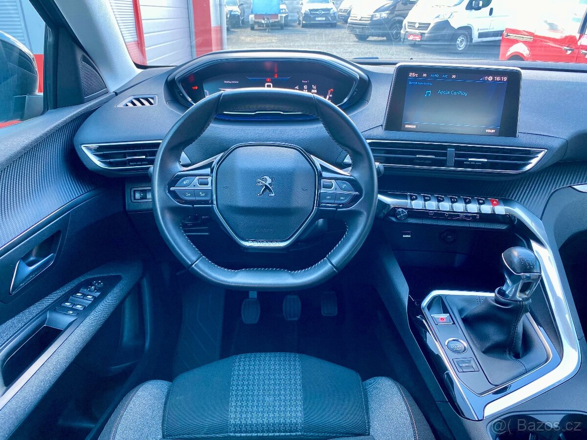 PEUGEOT 3008 1,2 Puretech / LED / TEMPOMAT / 2022 - 14