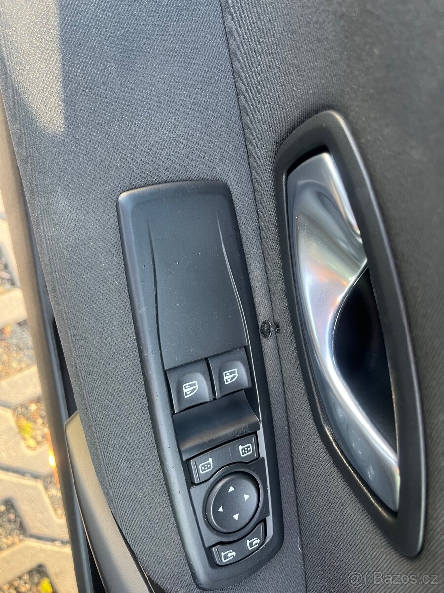 Renault megane coupé - 14