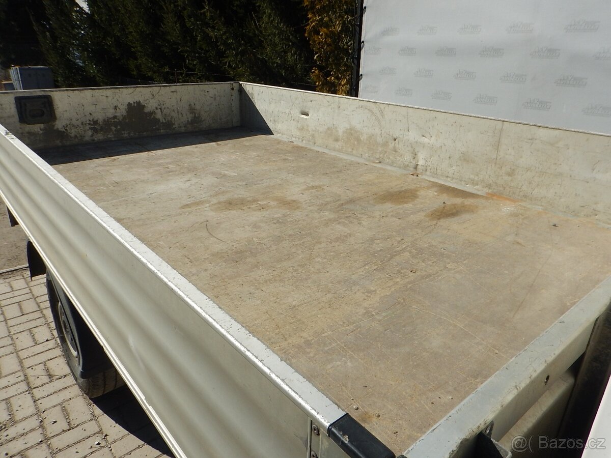 Volkswagen Crafter 2.0 TDI, ČR, 7 MÍST, VALNÍK - 14