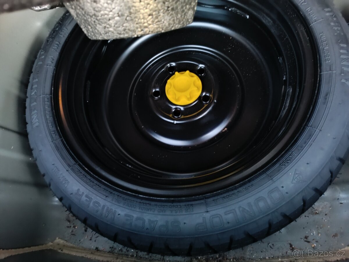 Toyota Avensis kombi automat odpočet DPH - 14