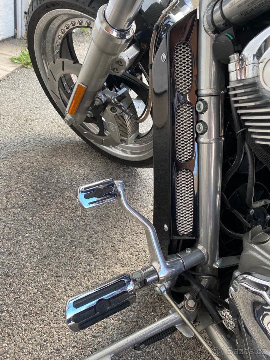 Prodej HARLEY DAVIDSON V-ROD - 14