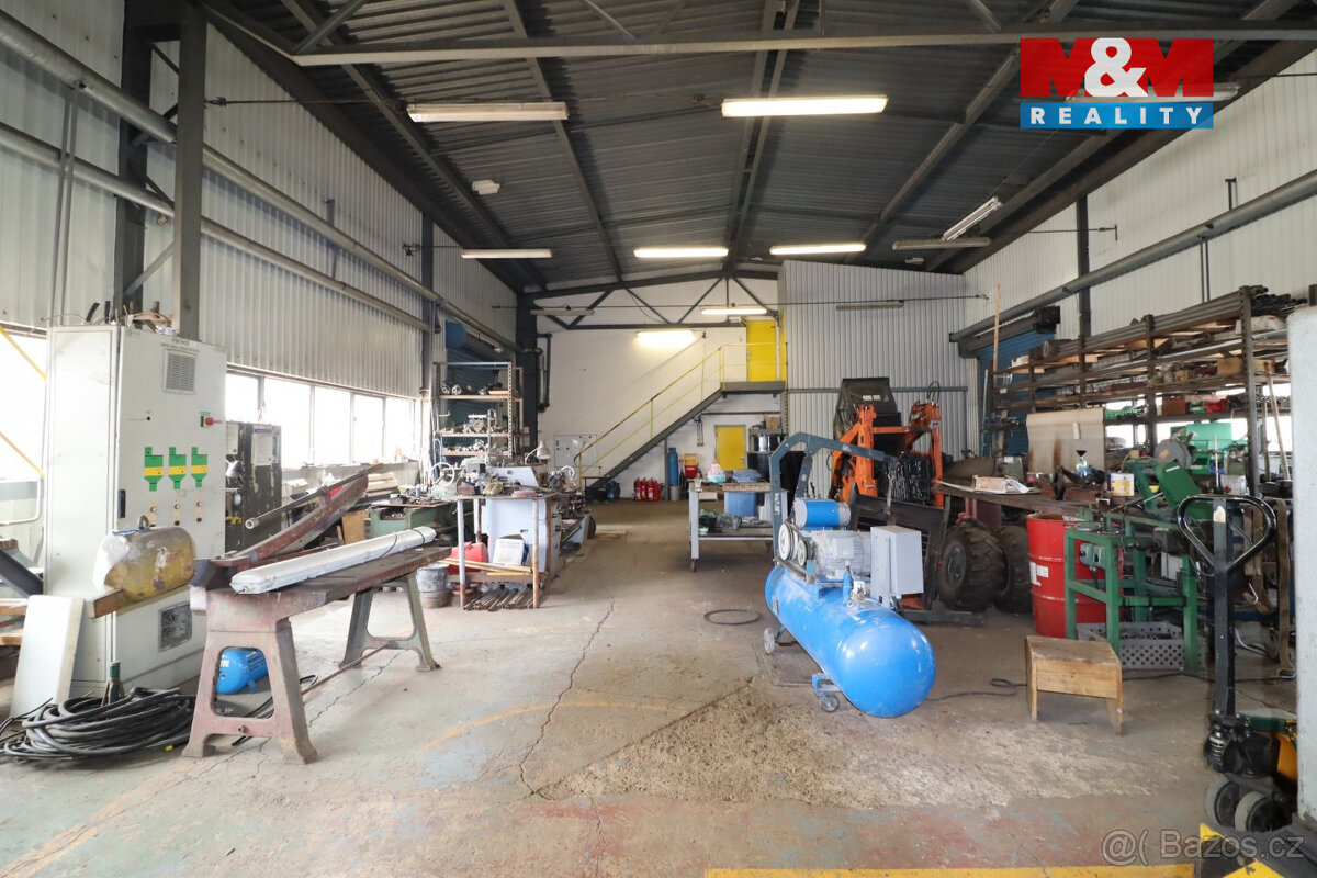 Prodej obchodního objektu 2760 m2 v Kadani, Prunéřově - 14