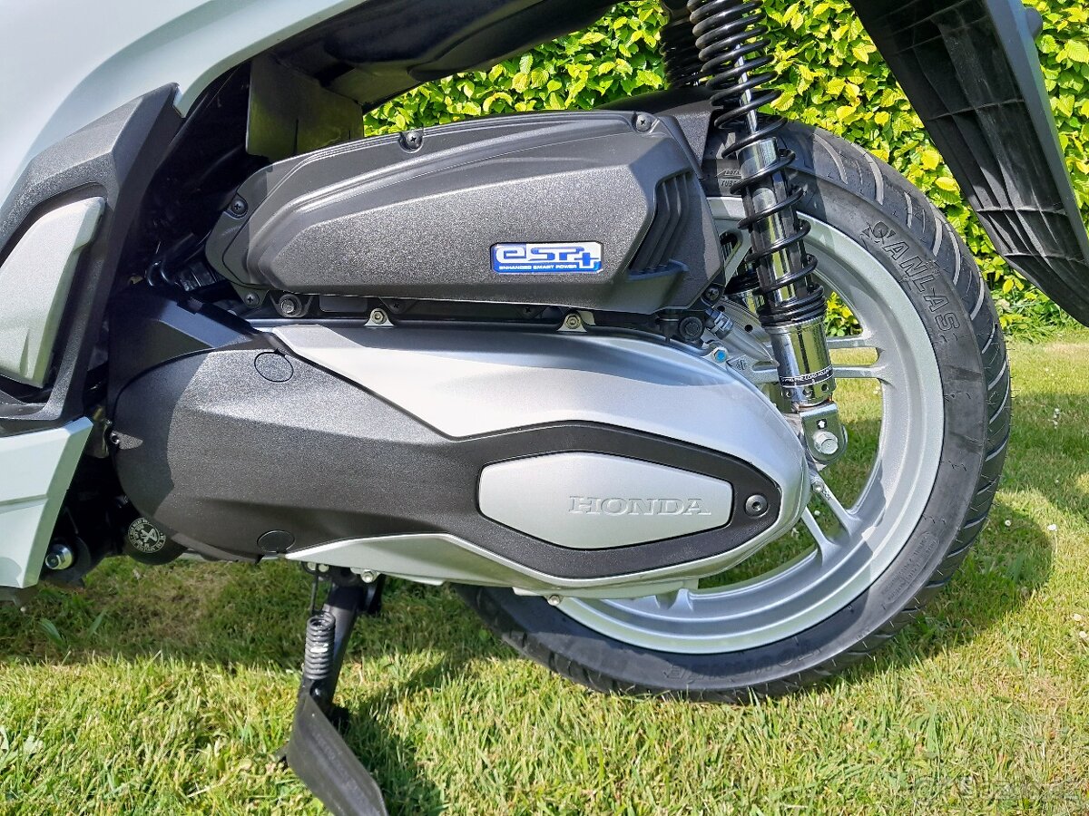 Honda SH 350i ABS - 14