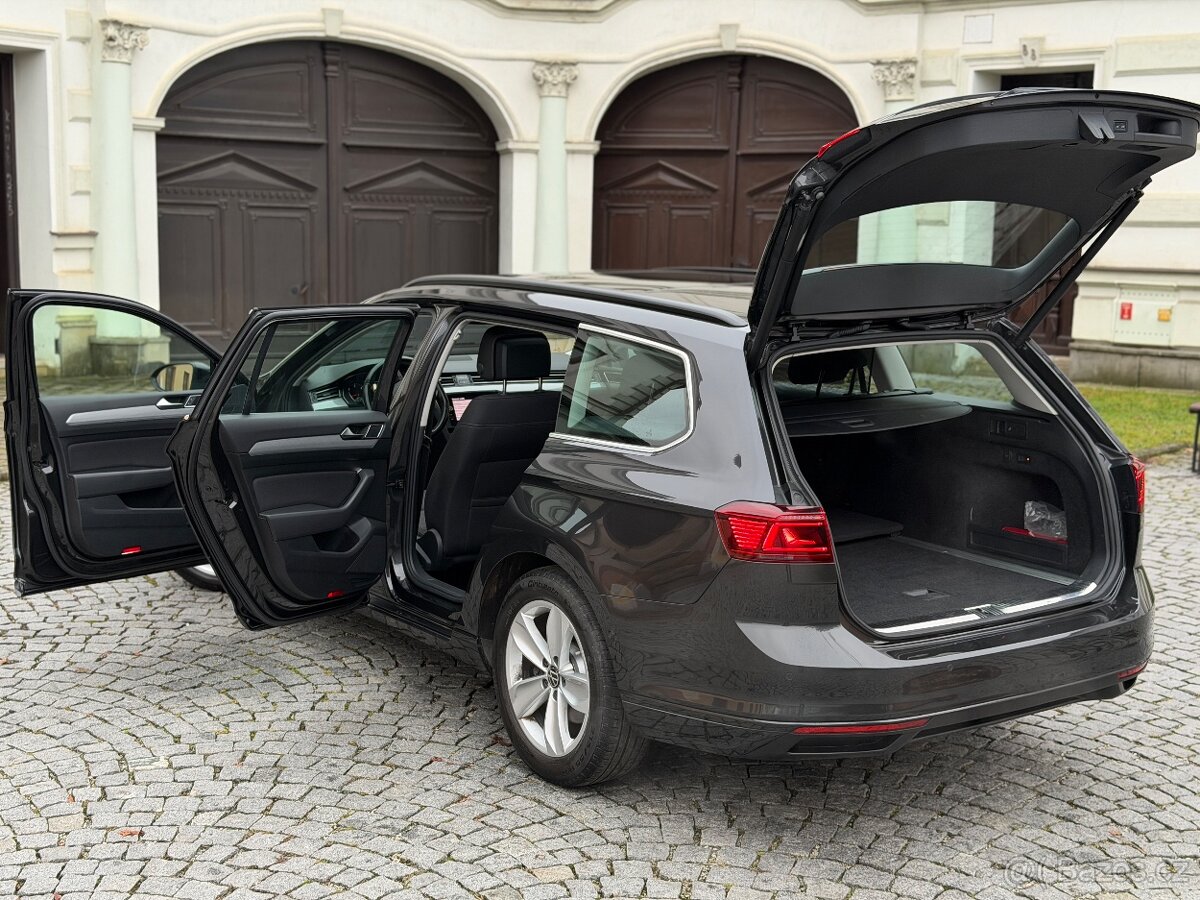 VW PASSAT VARIANT 2.0TDI 147kW DSG WEBASTO TAŽNÉ 2020 VÝBAVA - 14