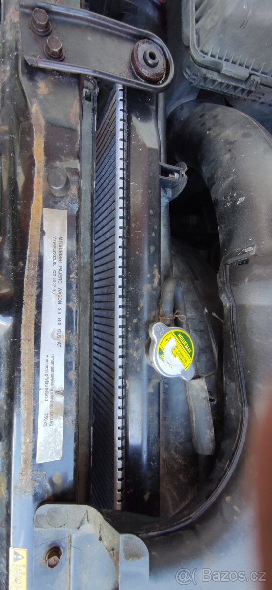 MITSUBISHI Pajero GDI 3,5 v6 benzín automat 353 000 km - 14