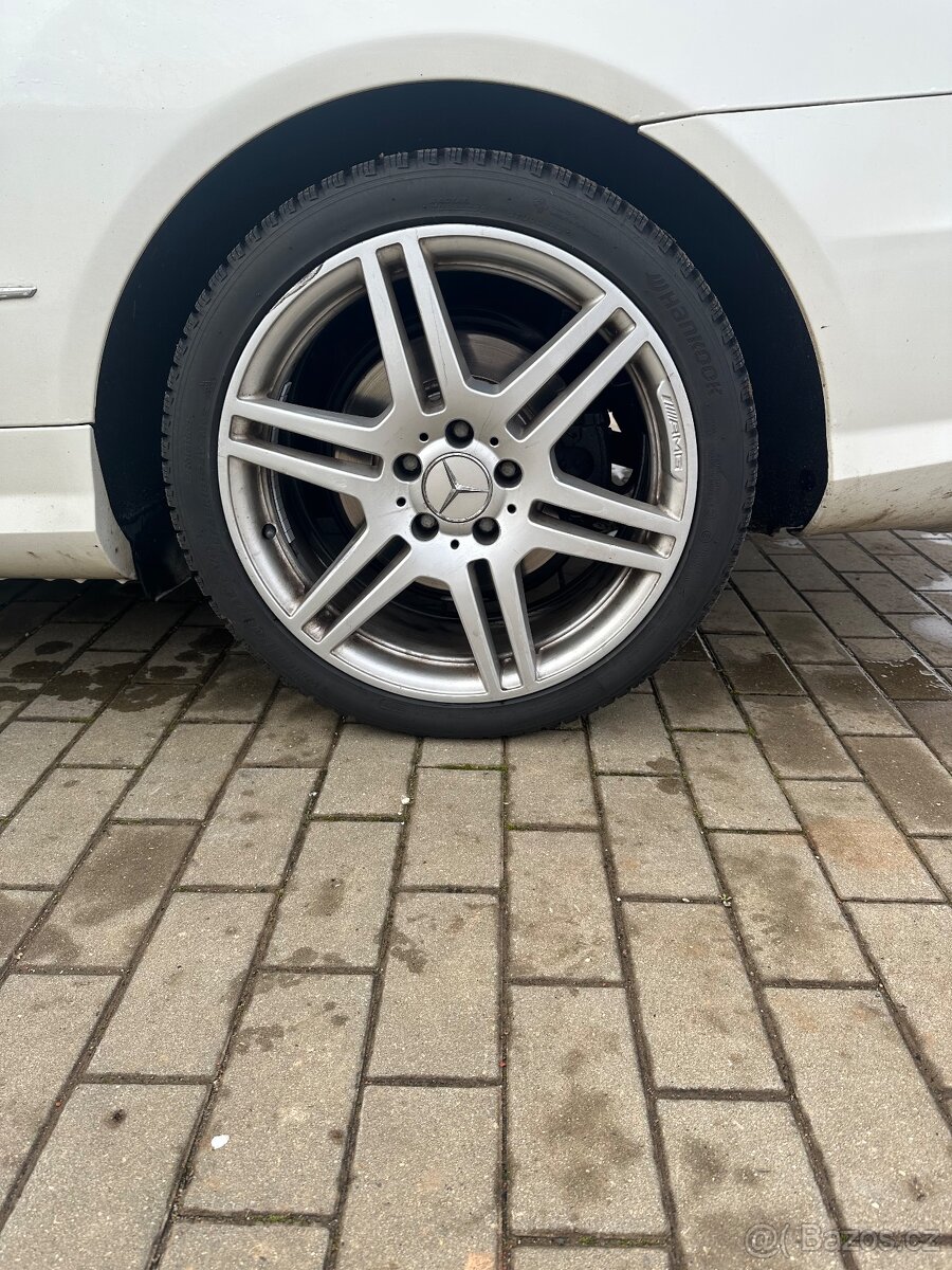 Mercedes Benz E coupe 350cdi, AMG paket, 170kW, 2. Majitel - 14