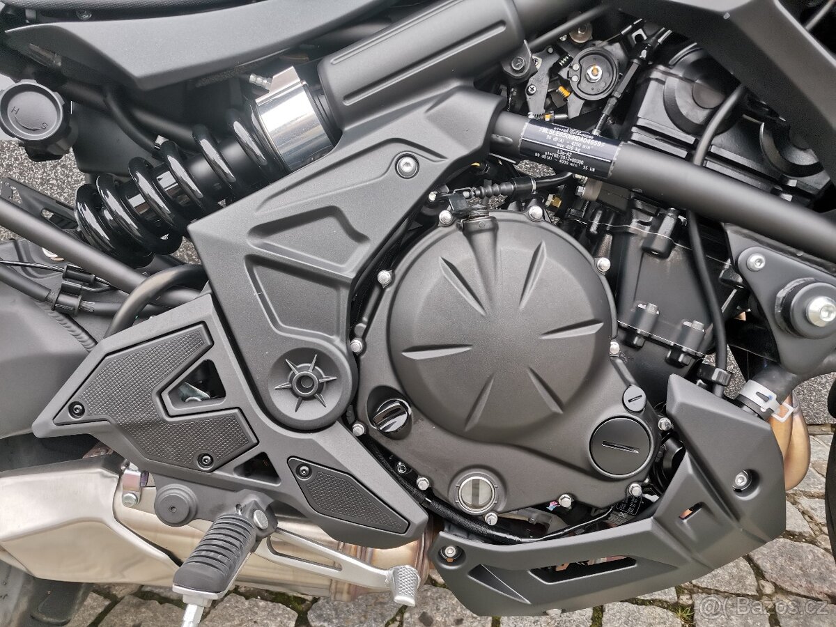 Kawasaki Versys 650 - 14