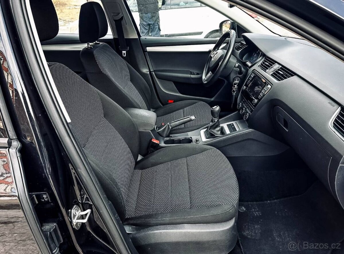 Škoda Octavia Combi 1.6 TDI 110k Active - 14