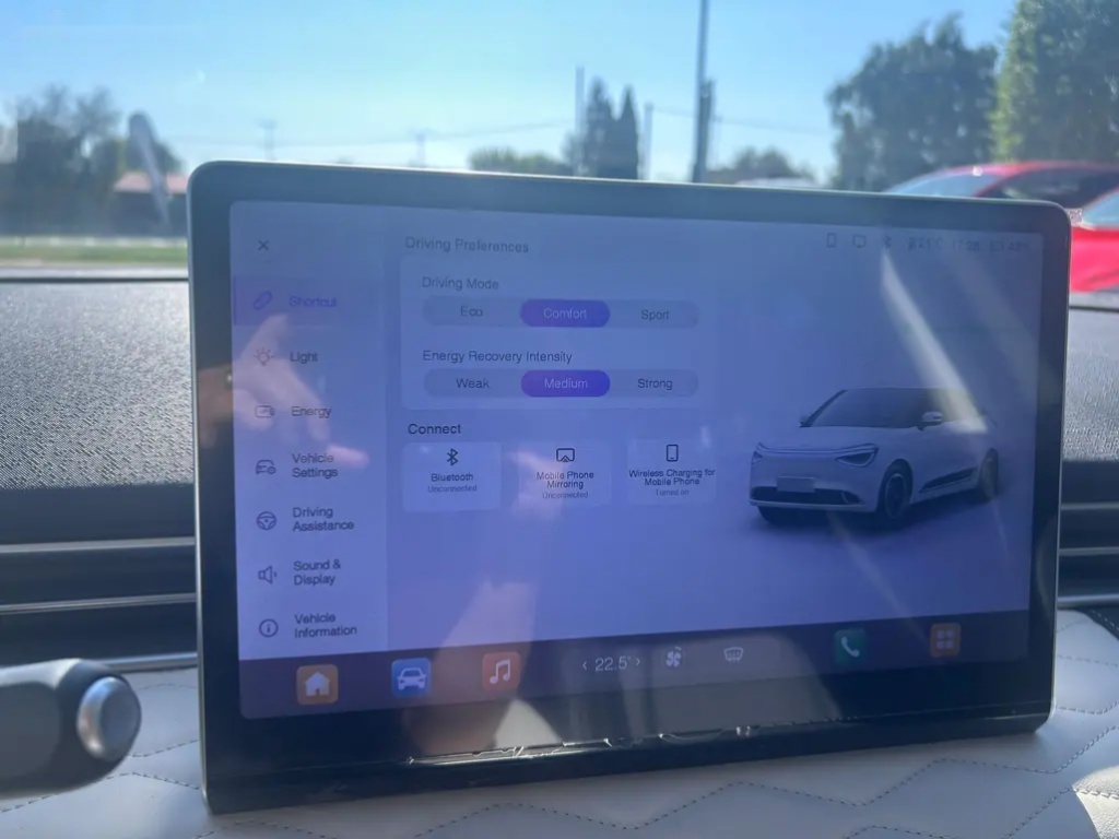 Dongfeng, BOX E1 - 14