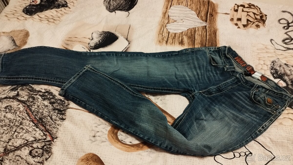 Harley Davidson 36x32 - 14