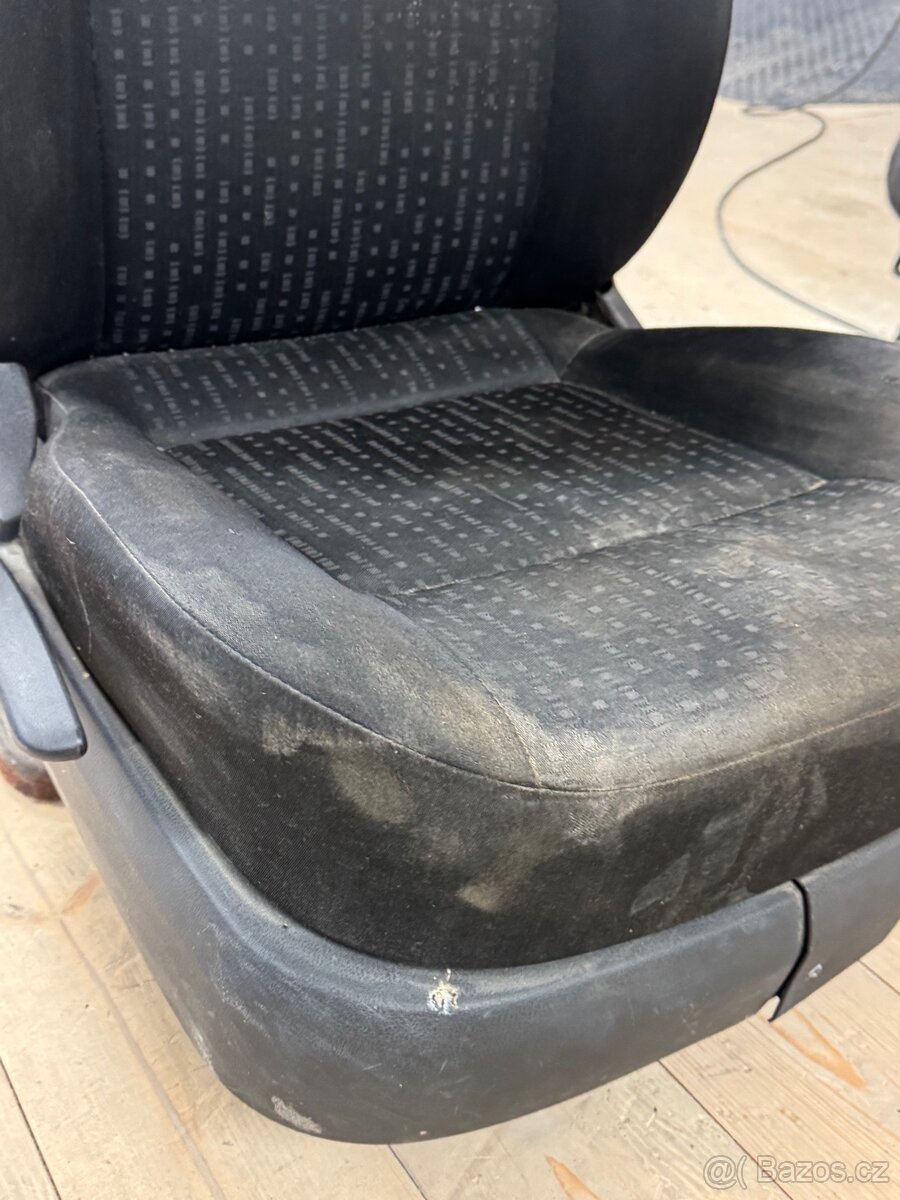 VW Passat B5, B5,5, přední sedačky - 14