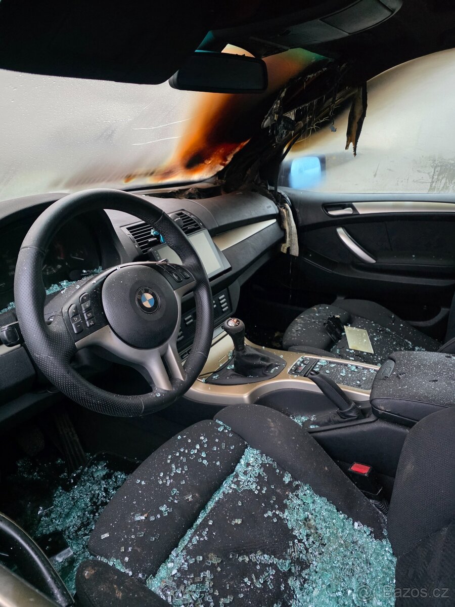 BMW X5 e53 3.0d 135kw / 2003 / manuál / 2x alu - 14