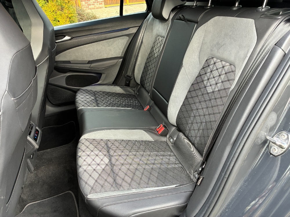 GOLF,2.0TDI,R-LINE,iQ,DSG,2022,153TKM,VIRT,VÝHŘ,DIGI,KAM,TZ - 14