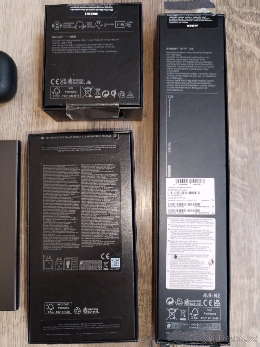 MT Samsung Galaxy S24 Ultra, hodinky, sluchátka - 14