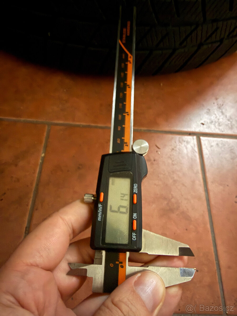 pneu Barum polaris 5 + kola - 14