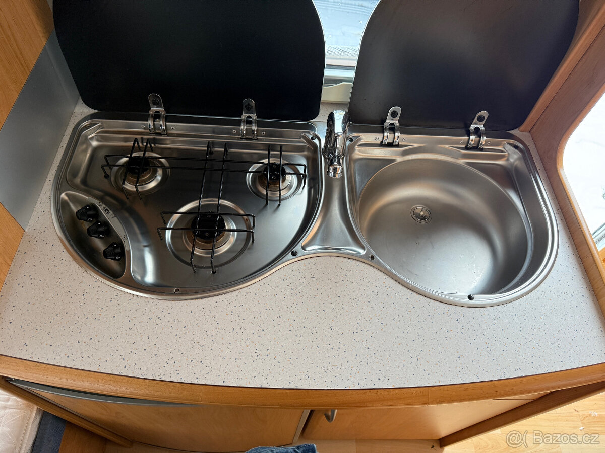 Hobby 450 UF Excellent , PŘEDSTAN, SOLAR, NOSIČ KOL - 14