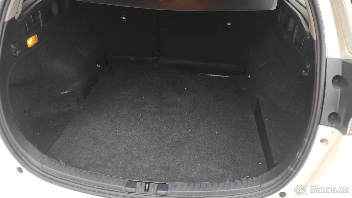 Toyota Auris 1.8i Hybrid, Combi. - 14