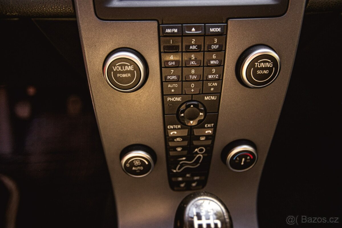 Volvo V50 D3 Summum - 14