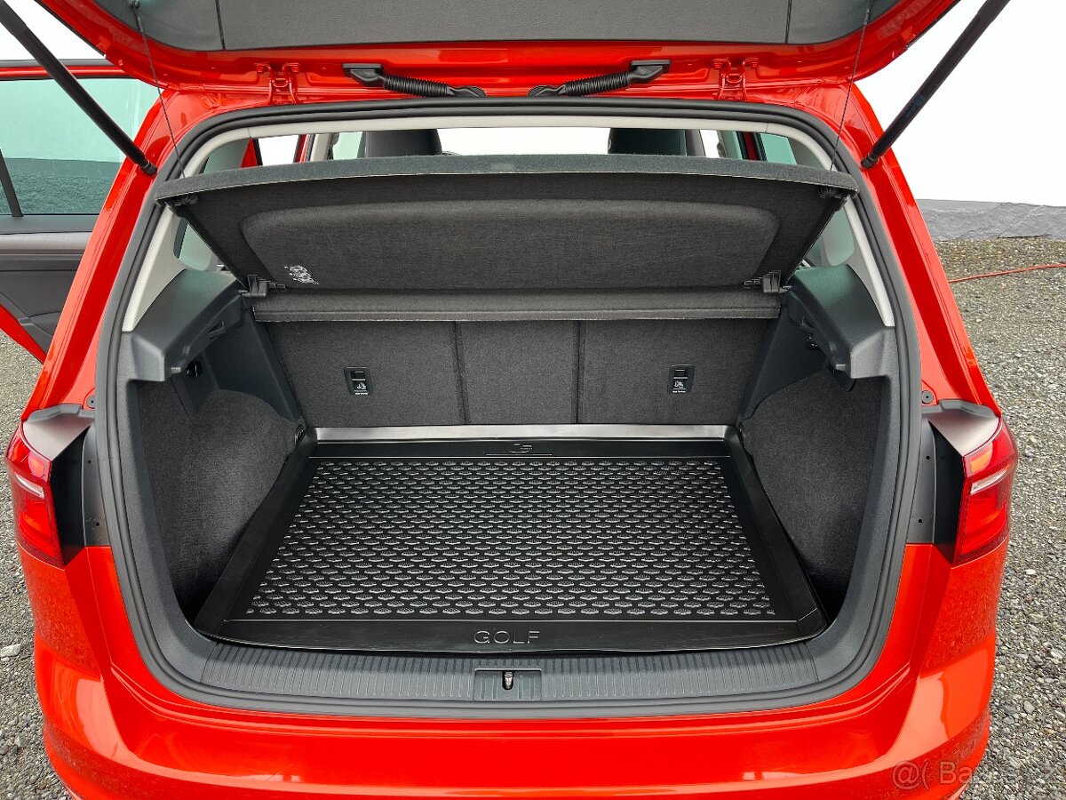 VW Golf Sportsvan 1,4TSi 92KW LOUNGE model 2016 - 14