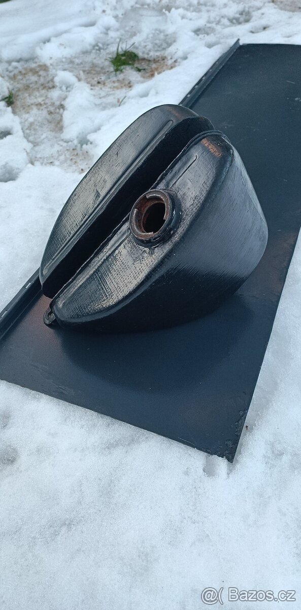 Nádrž Jawa Pionýr/Simson předělaná na Víčko a Ventil Simson - 14