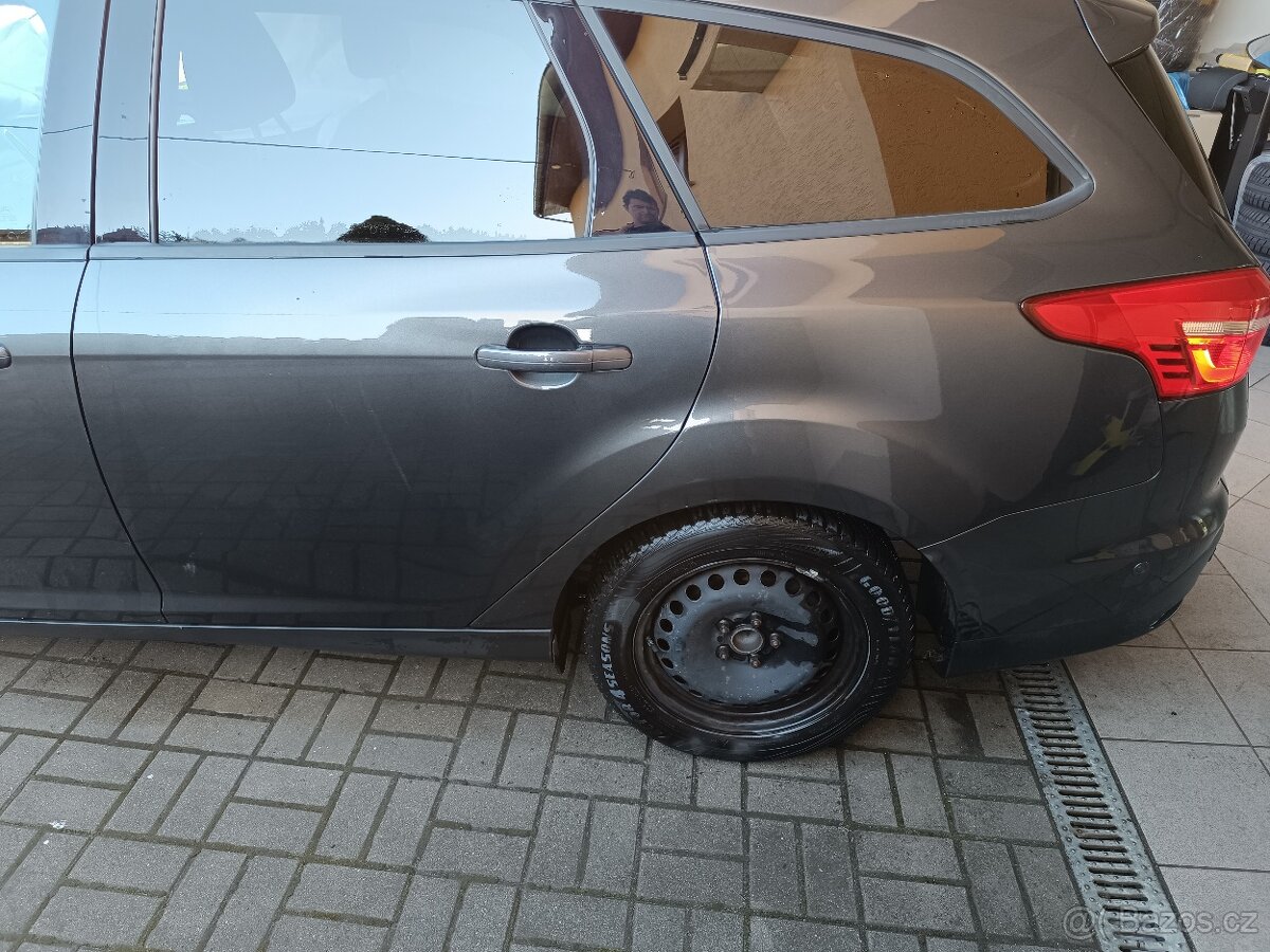 Ford Focus combi 1.0 ecoboost 92 kw - 14