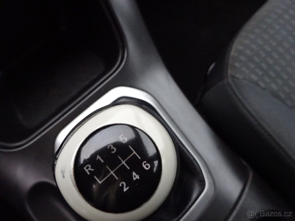 Kia Sorento 2,0 CRDI, 4X4, BEZ KOROZE - 14