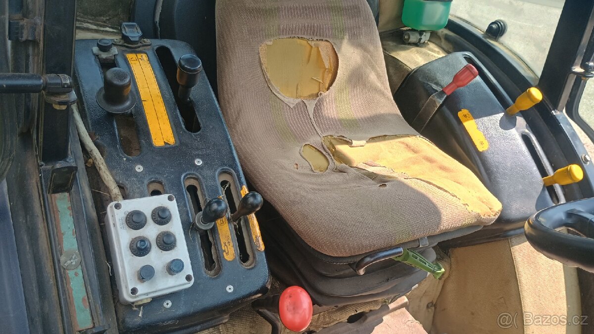 John Deere 5500n - 14