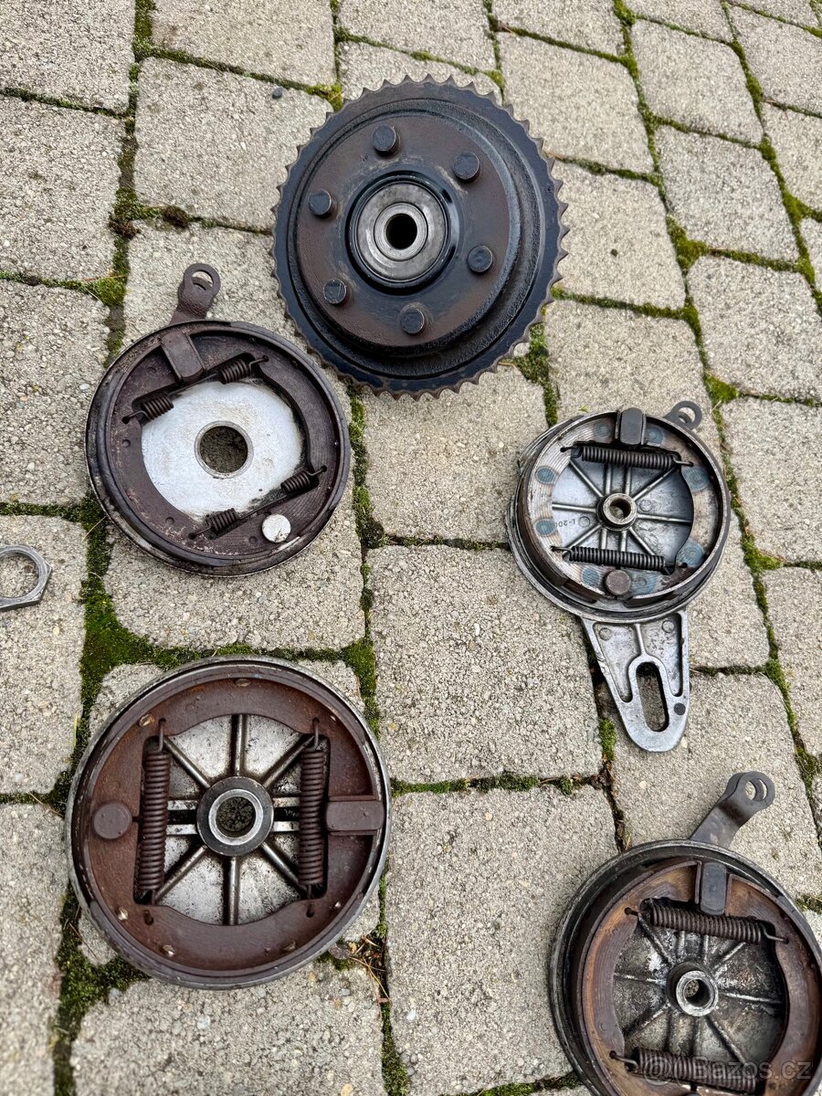 ČZ 125 B T 125 150 C - díly - 14