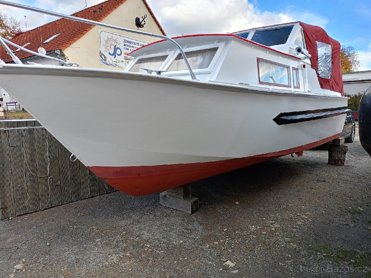 Kajutová loď diesel. - 14