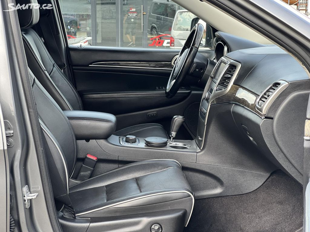 🚗 Jeep Grand Cherokee 3.0CRD 2011 OVERLAND KŮŽE KAMERA - 14